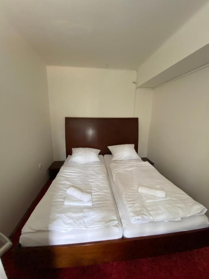 Hotel Houstka Brandýs nad Labem-Stará Boleslav Buitenkant foto