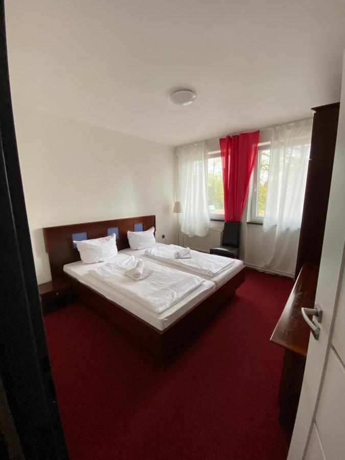 Hotel Houstka Brandýs nad Labem-Stará Boleslav Buitenkant foto