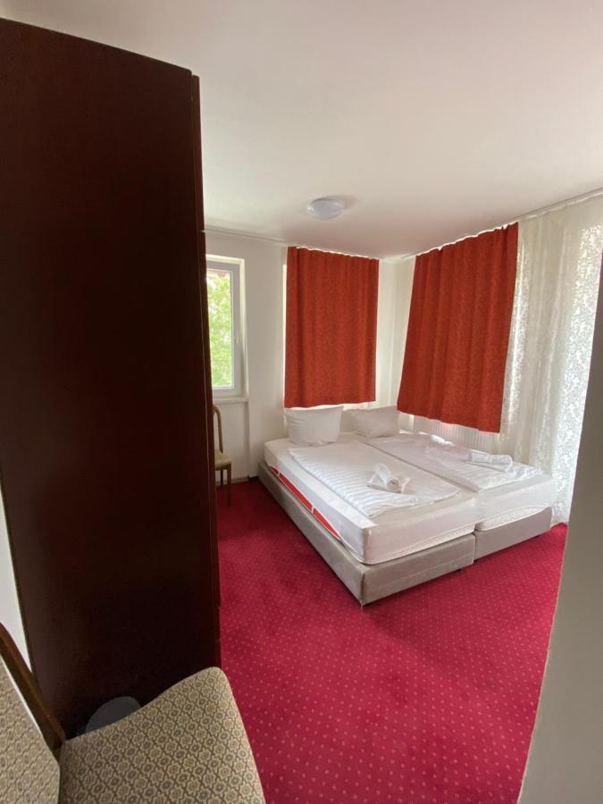 Hotel Houstka Brandýs nad Labem-Stará Boleslav Buitenkant foto